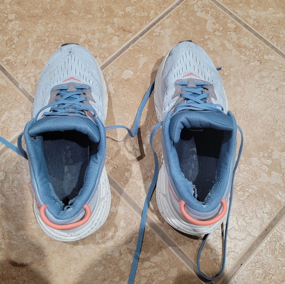 Hoka Gav 4 - Picture 2 of 3